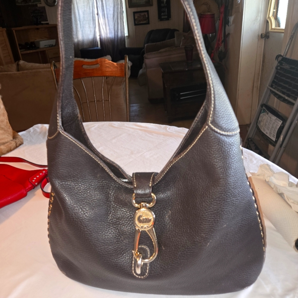 Dooney & Bourke